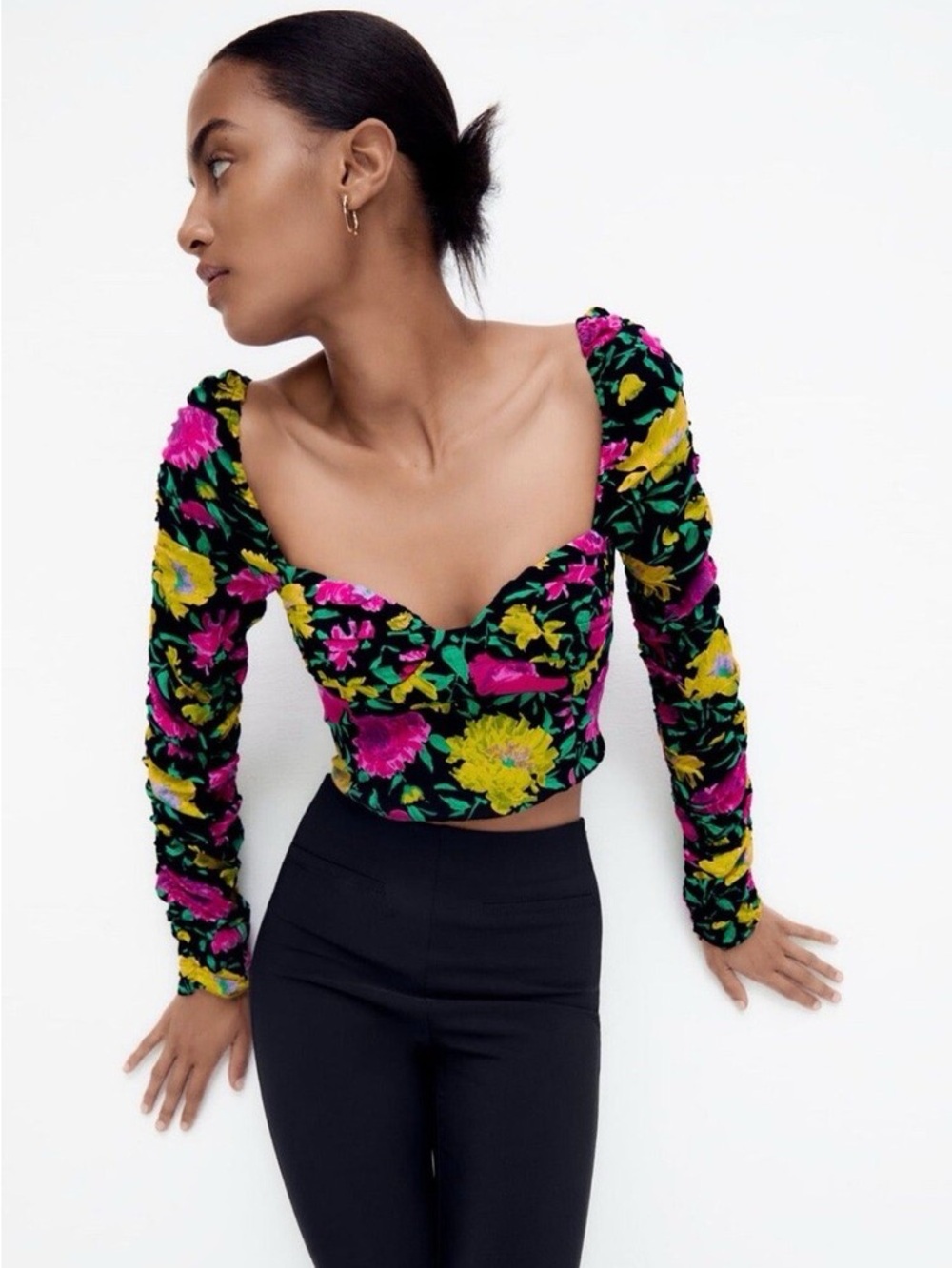 Zara Floral Ruched Sweetheart Neck Long Sleeve Crop Top Black M NWT